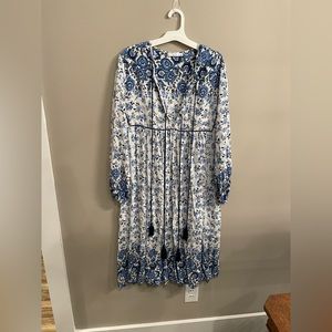 Beautiful floral peasant style midi dress